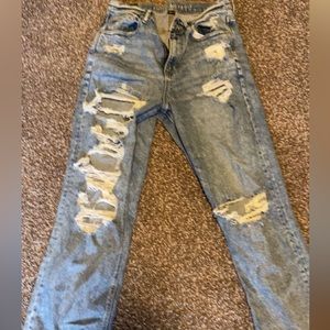 American Eagle mom jeans